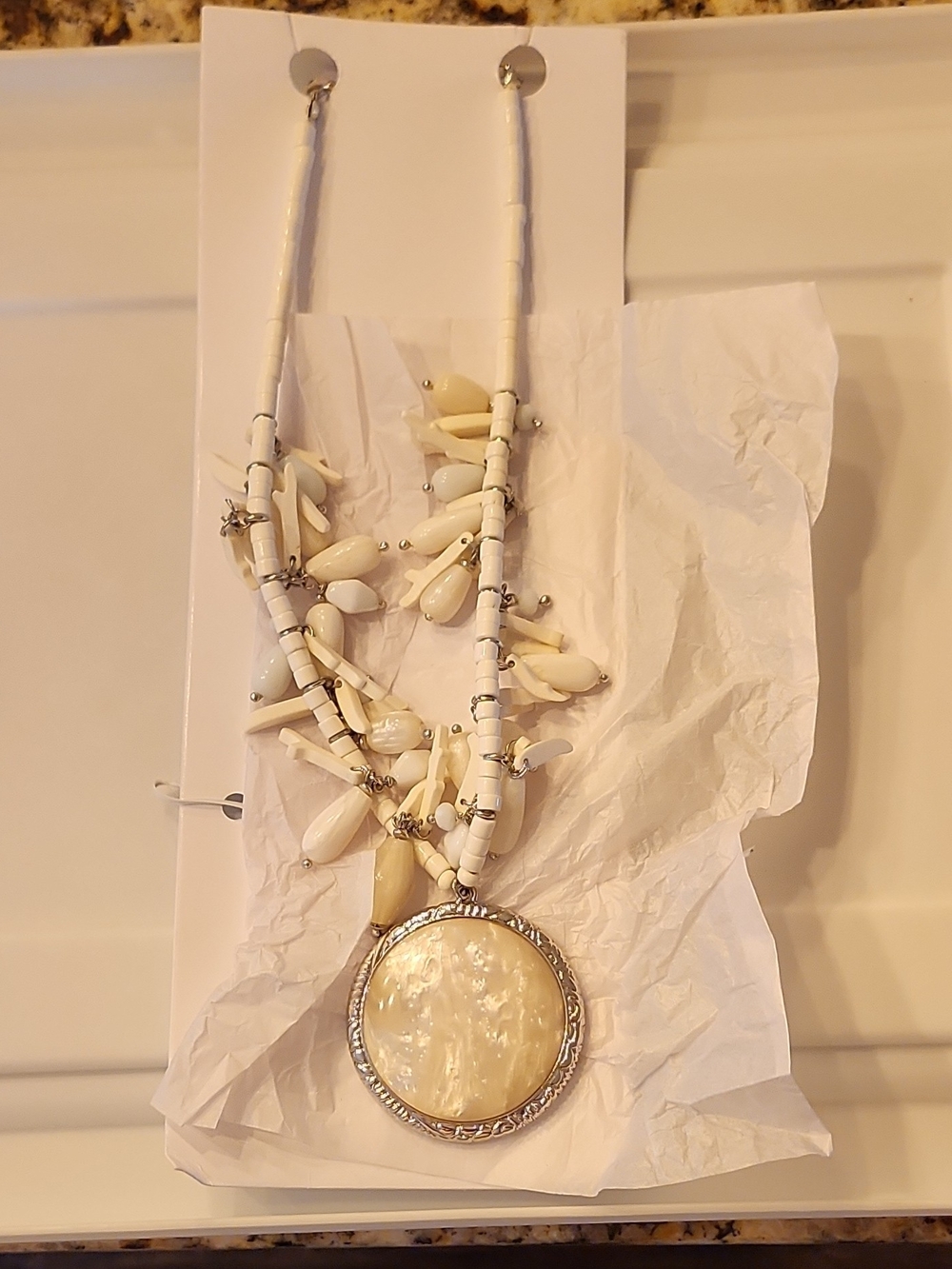 Handcrafted White Bead 18inch Necklace with Mother-of-Pearl Pendant 0217